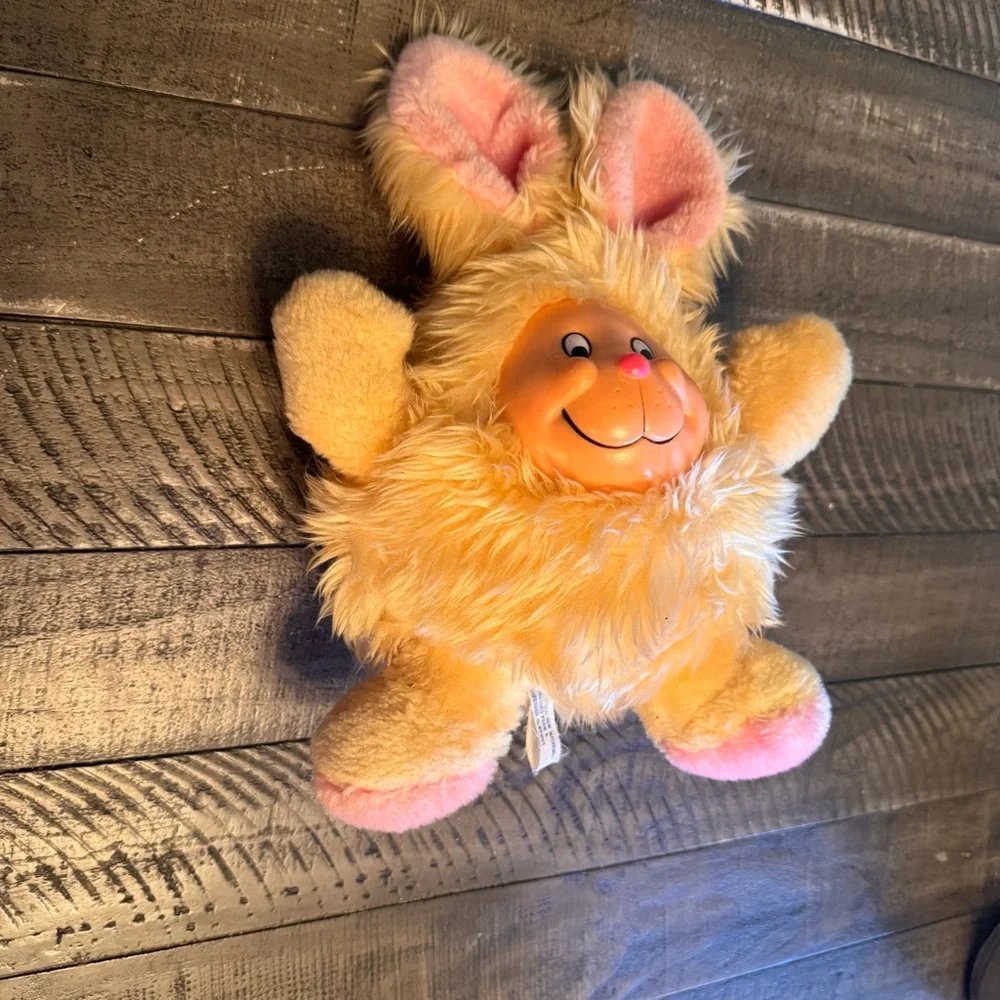 Vintage Happy Hoppy Yellow Rabbit Plush Vinyl Face MTY‎ International Pink Ears